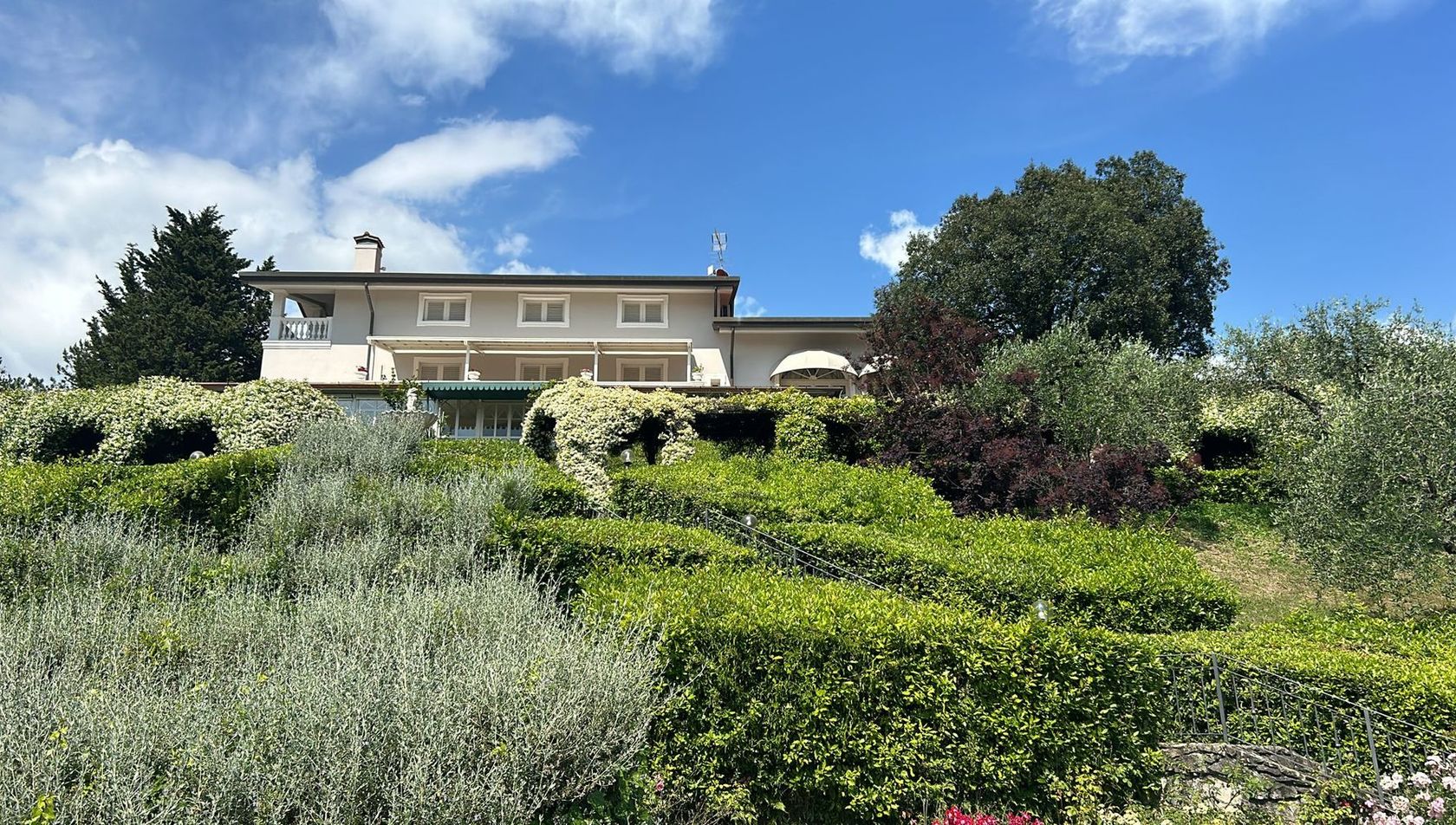 villa-alfresco-ext-bottom-up1